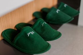 Jiro Hotel
