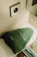 Jiro Hotel