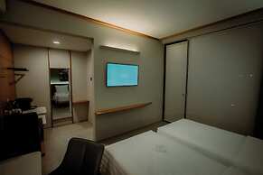 Jiro Hotel