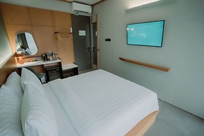 Jiro Hotel