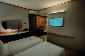 Jiro Hotel