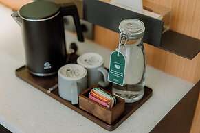 Jiro Hotel