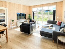 5 Star Holiday Home in Glesborg