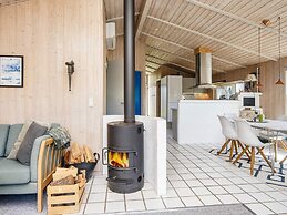 6 Person Holiday Home in Juelsminde