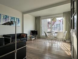 Bright Flat With Bunk Beds