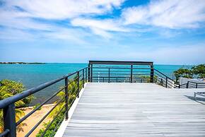 Oceanfront Sunset Gecko Condo - Ground Floor 1B