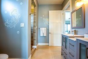 Oceanfront Sunset Gecko Condo - Ground Floor 1B