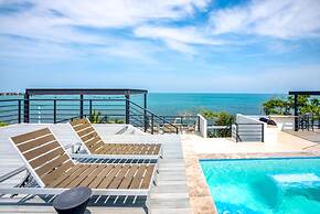 Oceanfront Sunset Gecko Condo - Second Floor 2A