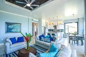 Oceanfront Sunset Gecko Condo - Second Floor 2A