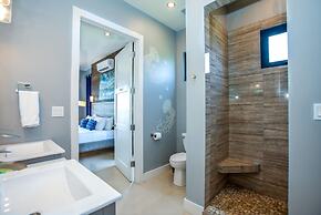 Oceanfront Sunset Gecko Condo - Ground Floor 1A