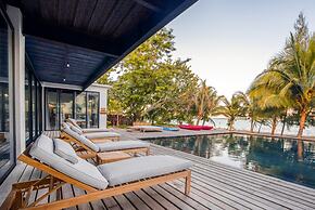 Balam Beach Villa - Modern 4bed Oceanfront w Pool
