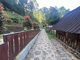 Kampung Karuhun Eco Green Park Sumedang