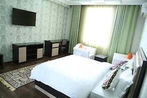 Sunrise Apartment