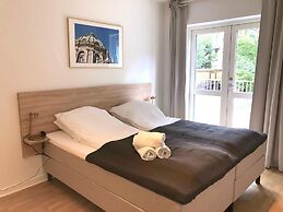 Spacious 1-bed in Frederiksberg w Balcony