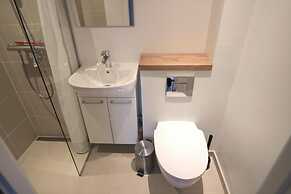 Great 2-bed w Balcony in Charlottenlund