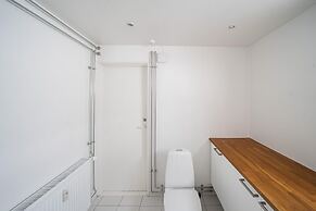 Charming City Apartment w 2-bedrooms