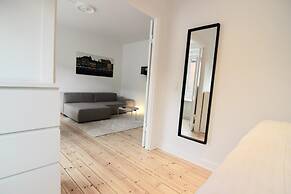 Great Refurbished 2-bed in Amager Island