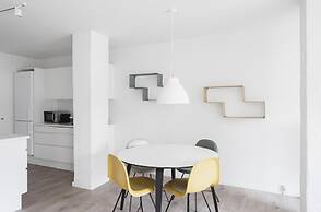Fantastic 1-bed Apartment w Private Terrace
