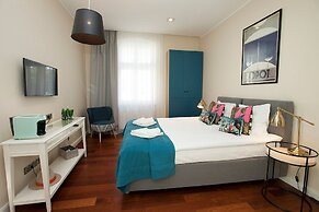 Comfort Art by Grand Apartments