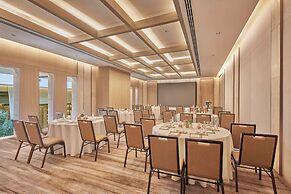 Hilton Gurugram Baani City Centre