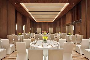 Hilton Gurugram Baani City Centre