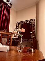 Pyramids Tower Inn