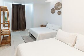 Hotel & Suites Punto Oriente