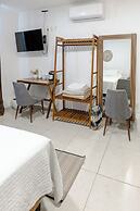 Hotel & Suites Punto Oriente