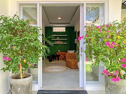 LANE HOUSE 1