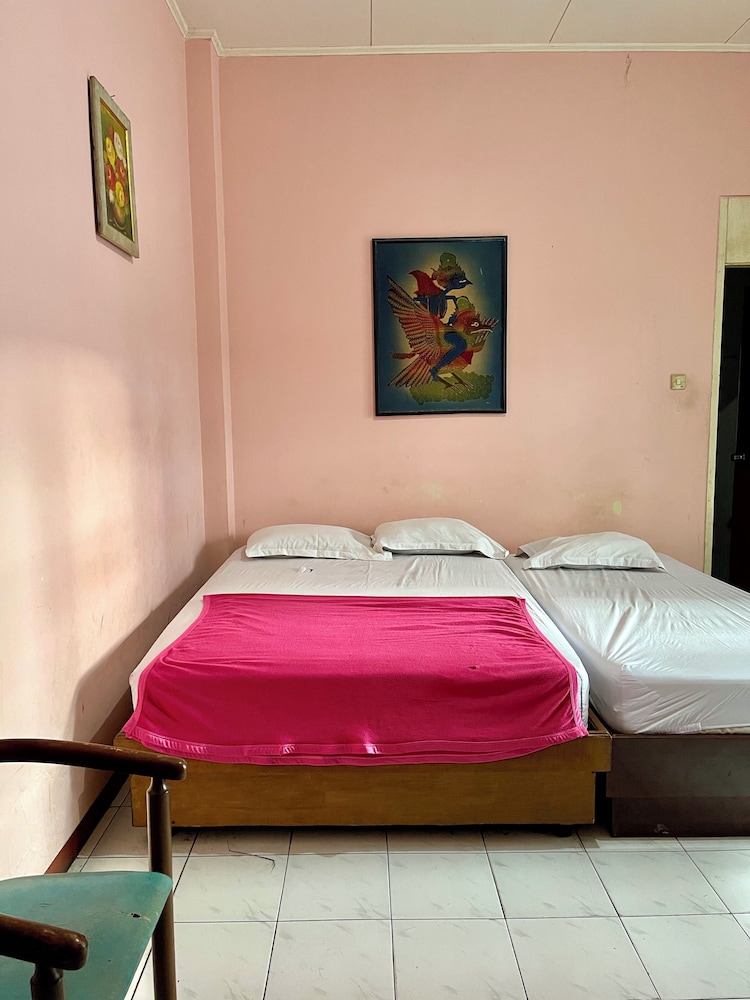 Hotel Tirtonadi Permai