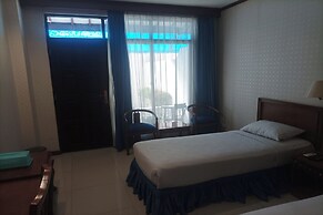 Hotel Efita