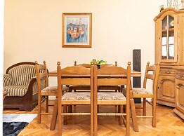 Casa Radha Bella