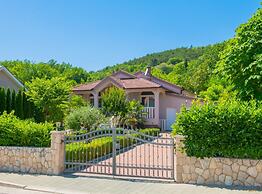 Villa Mia 2