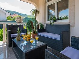 Villa Mia 2