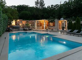 Villa Mia 2