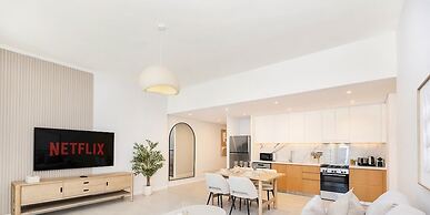 LUX  The JBR Garden View Suite