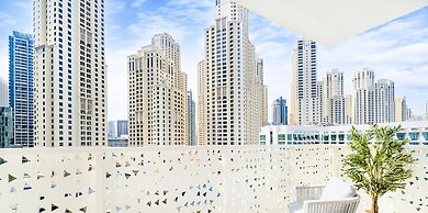 LUX  The JBR Garden View Suite