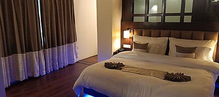 XCELSIOR HOTEL AND SPA BY ROH
