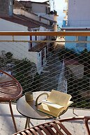Naus Hotel