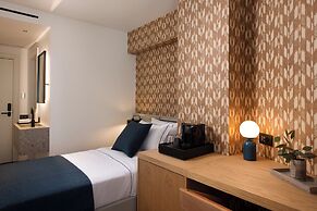 Naus Hotel