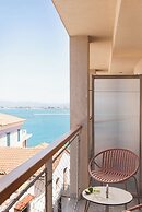 Naus Hotel