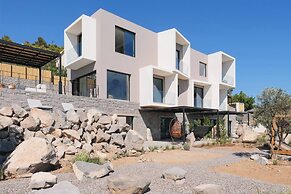 Floating Cubes Villas Aegina