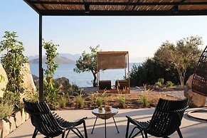 Floating Cubes Villas Aegina