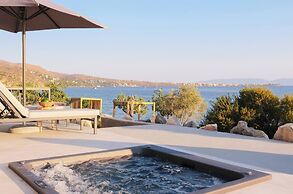 Floating Cubes Villas Aegina