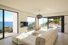 Floating Cubes Villas Aegina