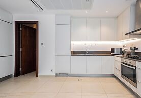 HomesGetaway- 1BR Apt in Marina Gate1