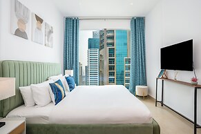 HomesGetaway- 1BR Apt in Marina Gate1