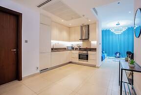 HomesGetaway- 1BR Apt in Marina Gate1