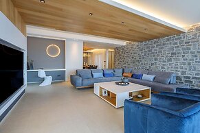 Ocean View Luxury Villa