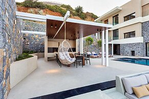 Ocean View Luxury Villa